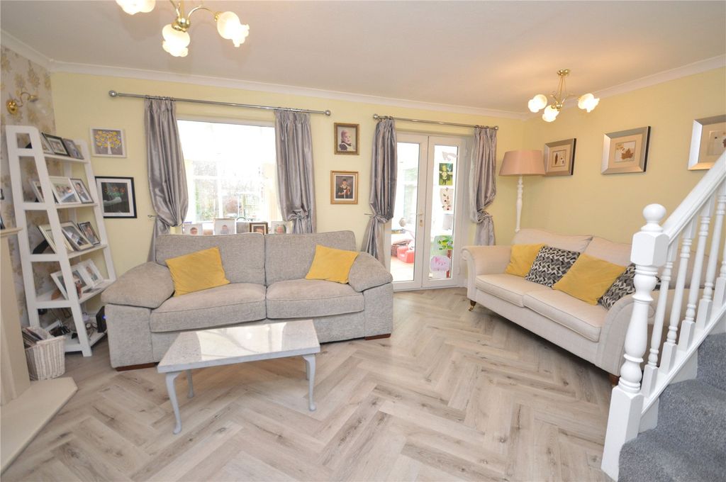 Property photo 3 of 13 Picture 3