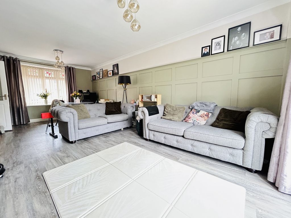 Property photo 2 of 14 Img_4550