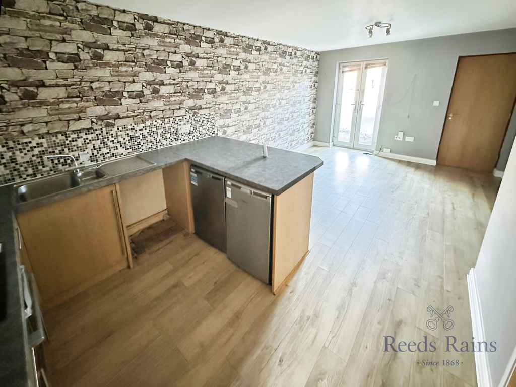Property photo 2 of 5 Picture No. 06