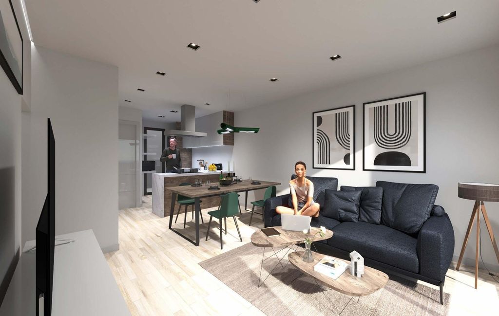 Property photo 2 of 11