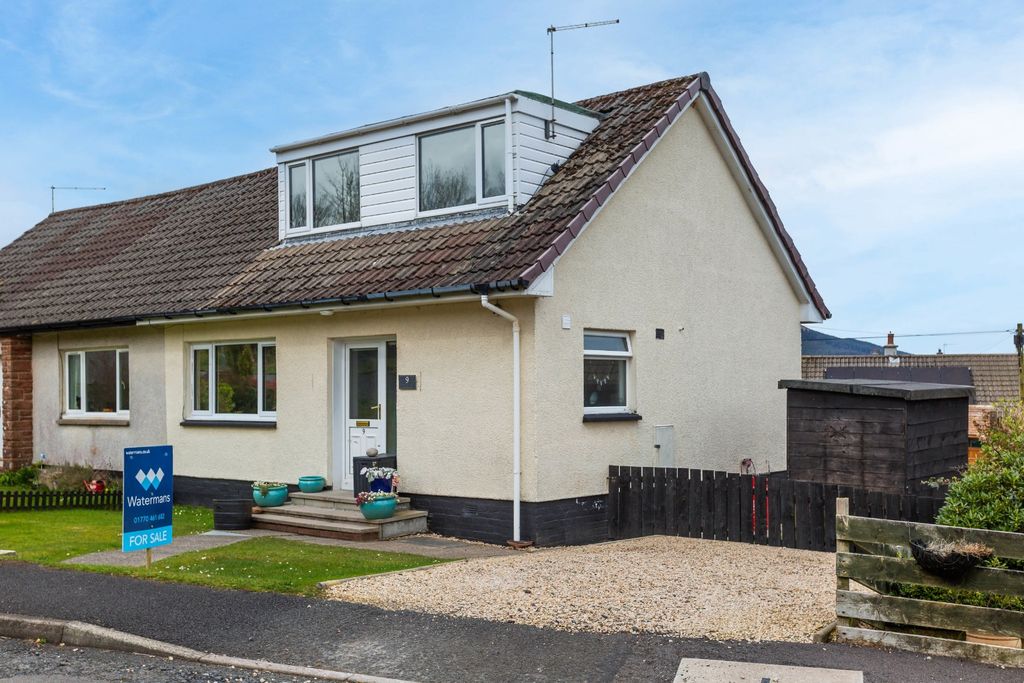 Property photo 1 of 43 5064950