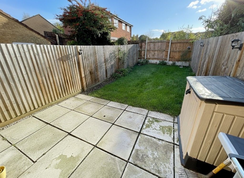 Property photo 2 of 10 4682032