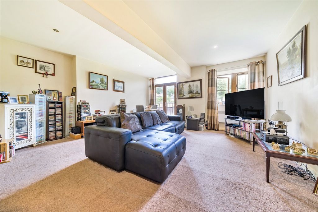 Property photo 2 of 10 Picture No. 02