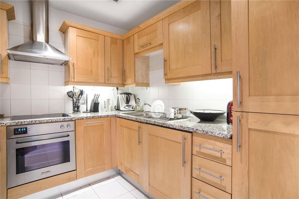 Property photo 2 of 12 Kitchen