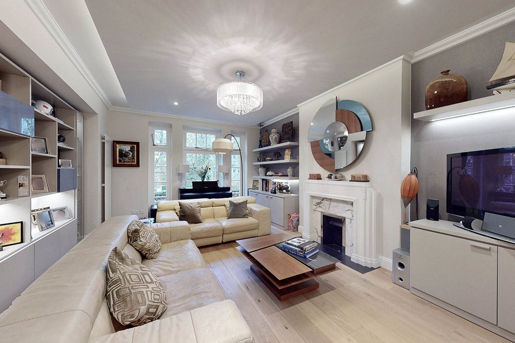 Property photo 3 of 10 Reception Room