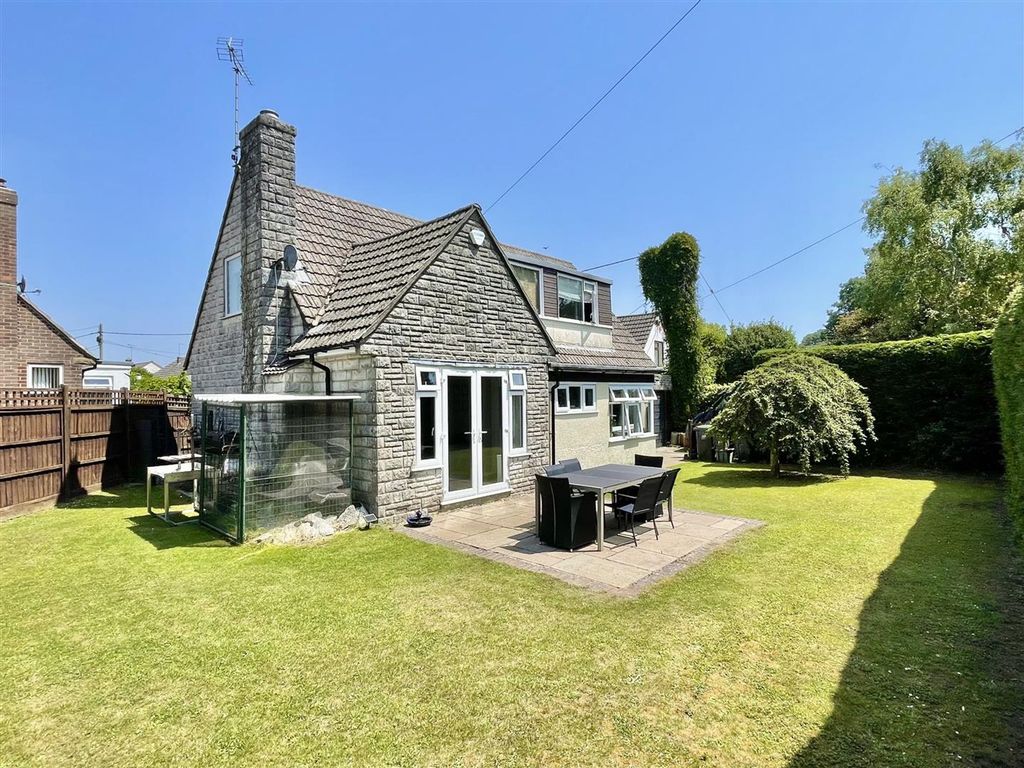 Property photo 1 of 29