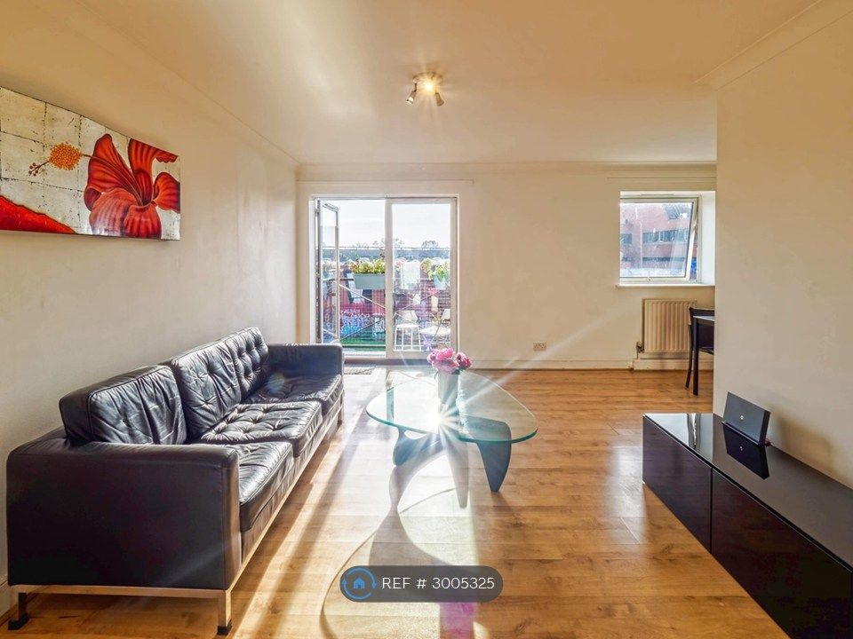 Property photo 2 of 13 Openplan Living Room-1