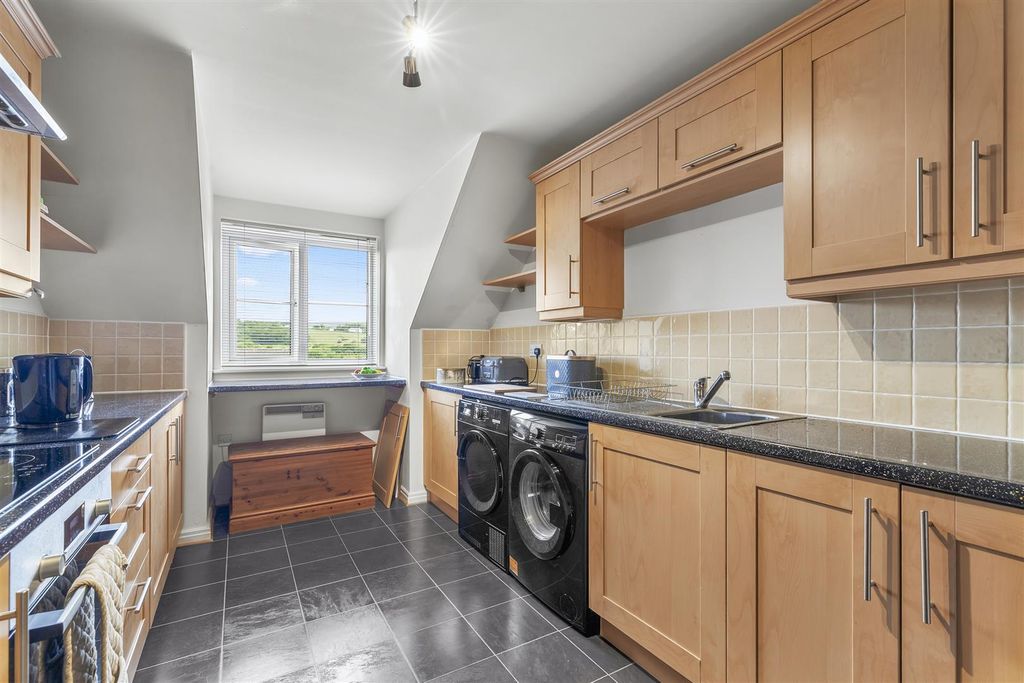 Property photo 3 of 18 Img_0821.Jpg