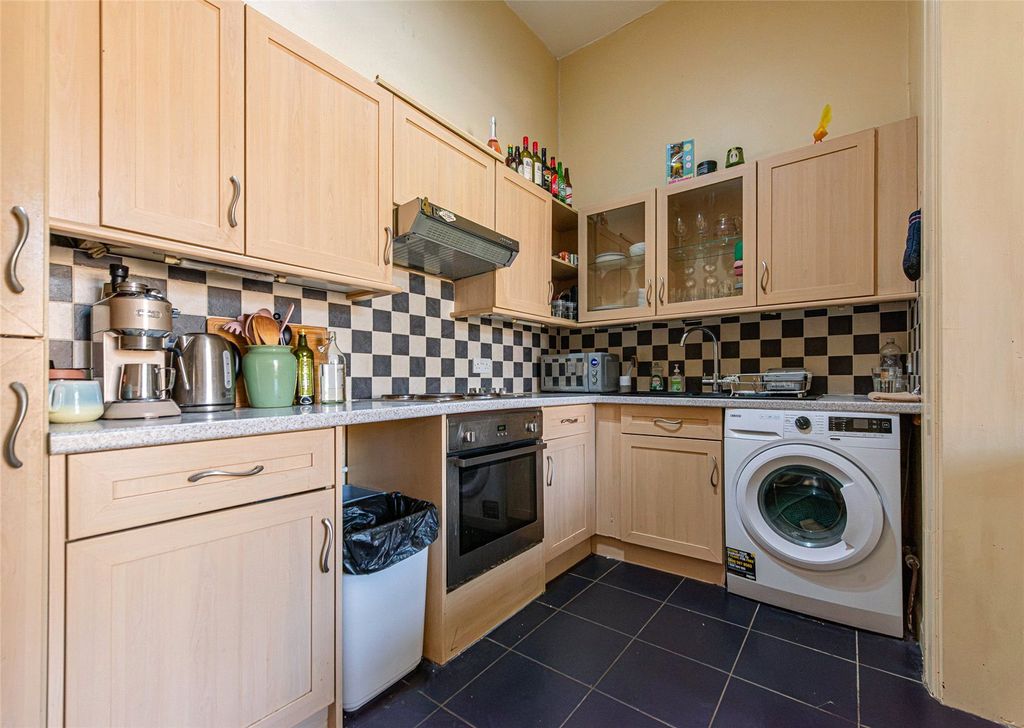 Property photo 2 of 11 Picture No. 09