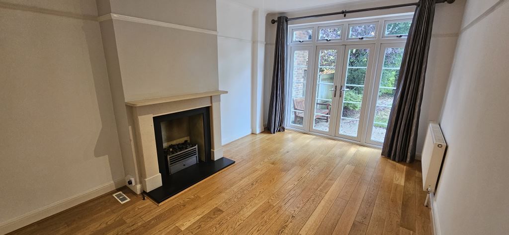Property photo 3 of 12 Gallery