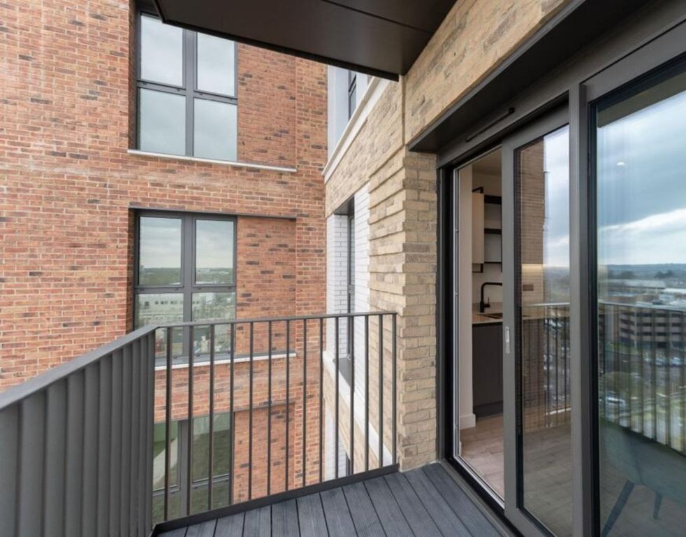 Property photo 1 of 3