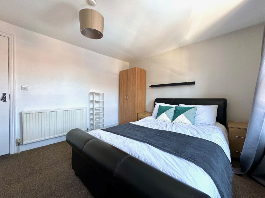 Property photo 2 of 11 Thumbnail_Img_1420