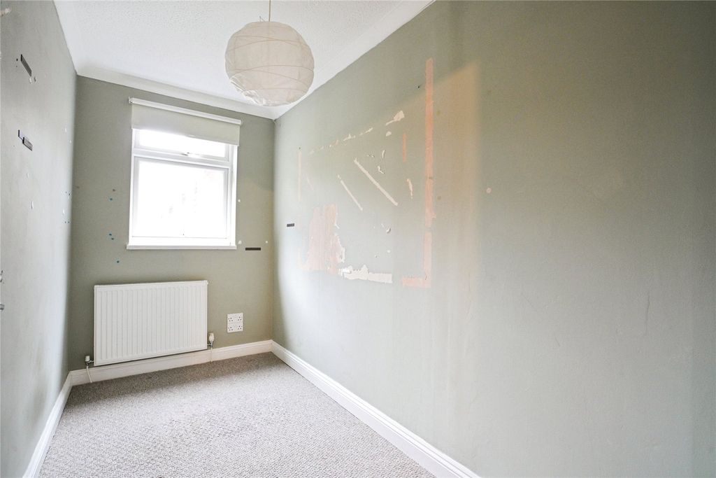 Property photo 3 of 17 Picture No. 02