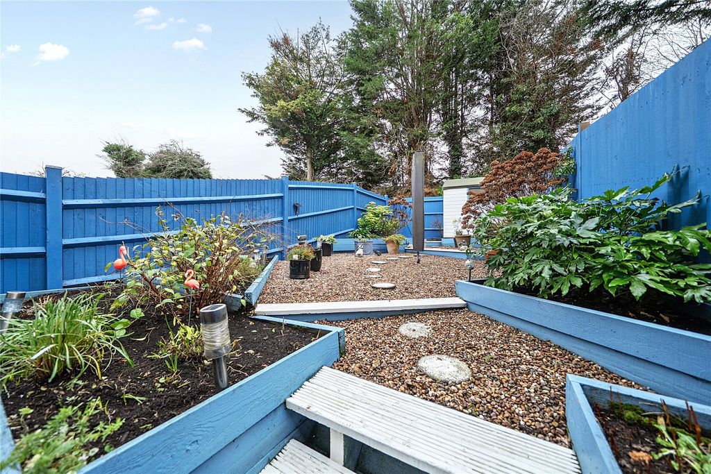 Property photo 3 of 29 Picture No. 27