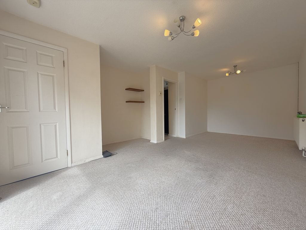 Property photo 3 of 7 Image