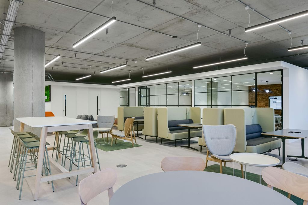 Property photo 1 of 14 The White Building 11 Evesham Street W11 Breakout Space.Jpg