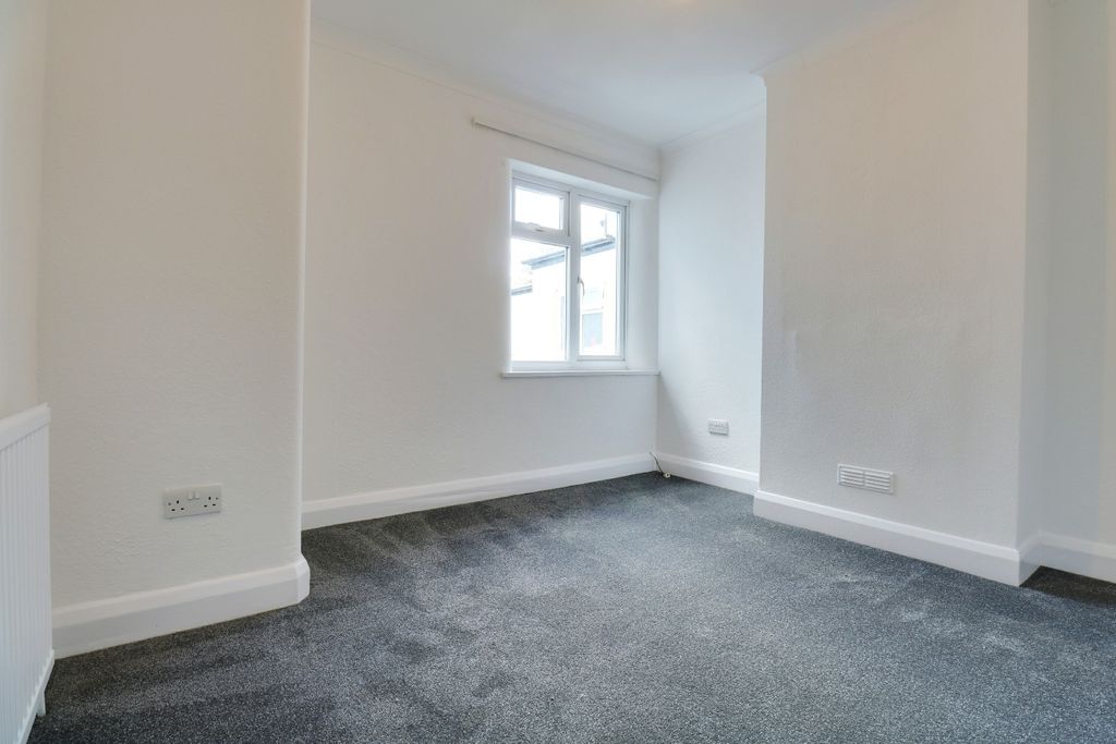 Property photo 1 of 9 5217551