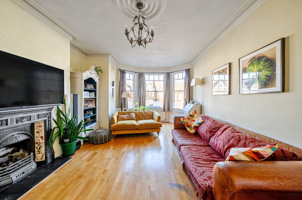 Property photo 2 of 15