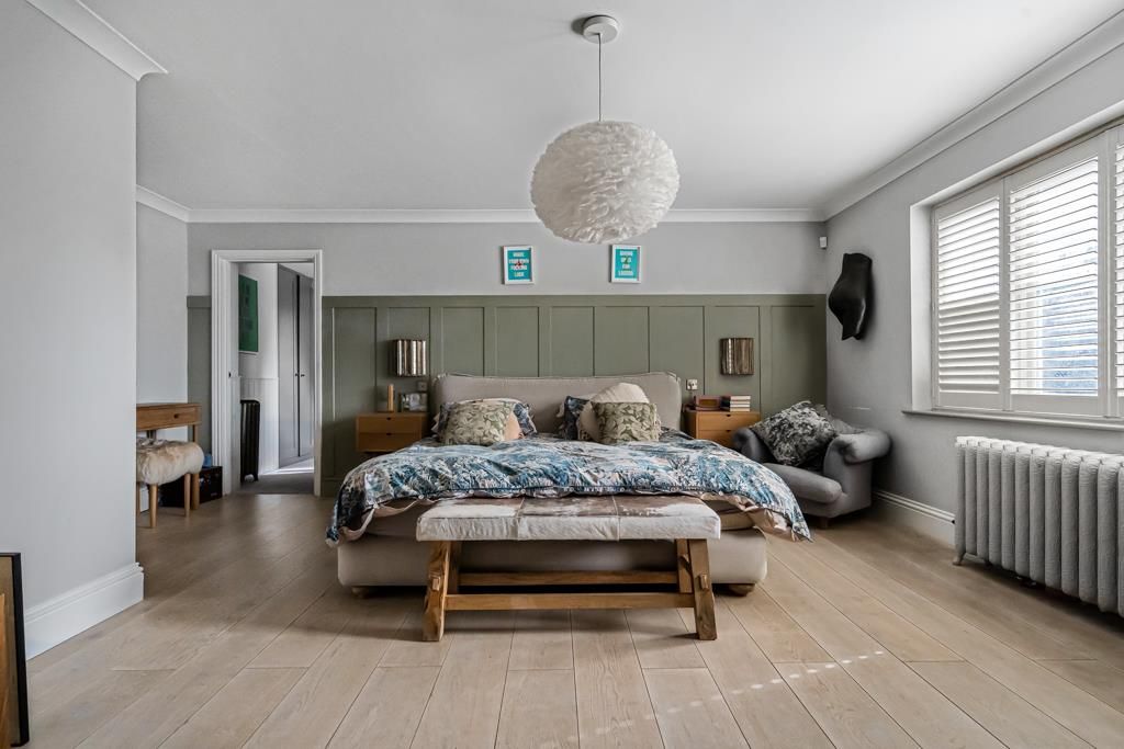 Additional image 30 of 6 bed property for saleHollydell, Hertford SG13