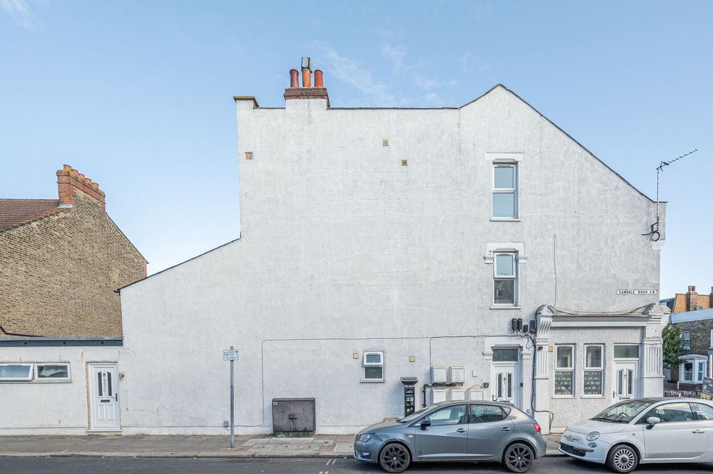 Property photo 3 of 10