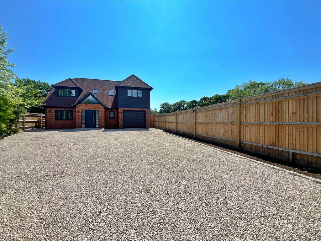 Property photo 1 of 33 Picture No. 54