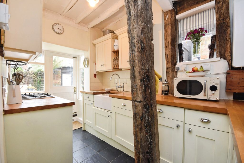 Property photo 3 of 20