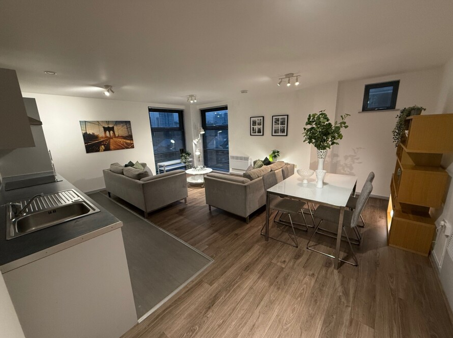 Property photo 3 of 8