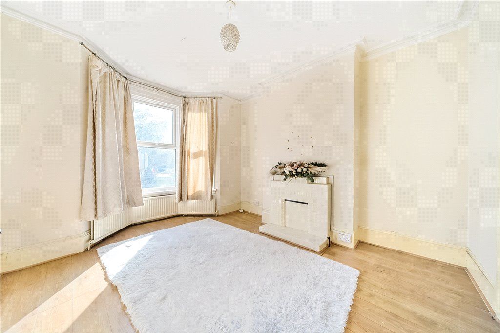 Property photo 2 of 17 Picture No. 04