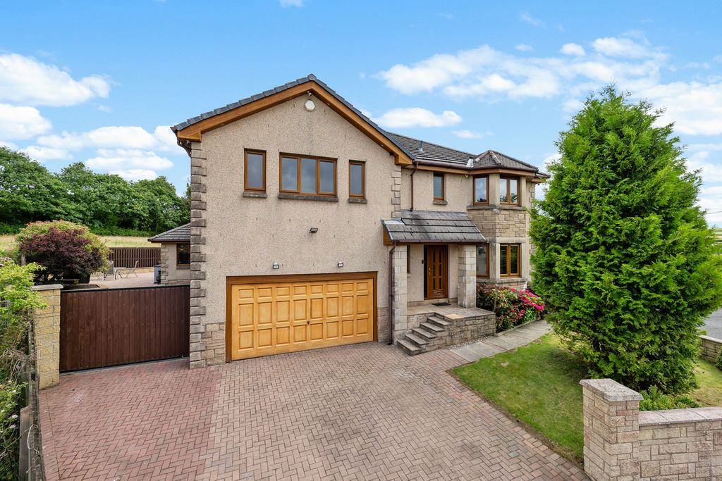 Property photo 1 of 34