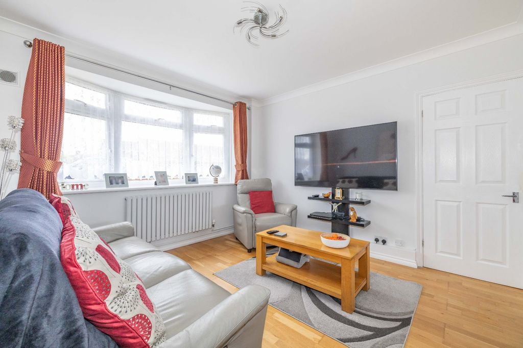 Property photo 3 of 14 Picture 3