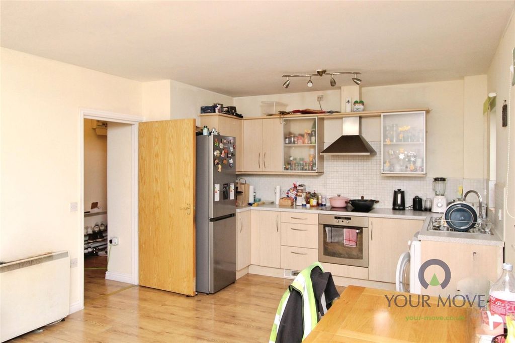 Property photo 3 of 9 Open Plan Kitchen