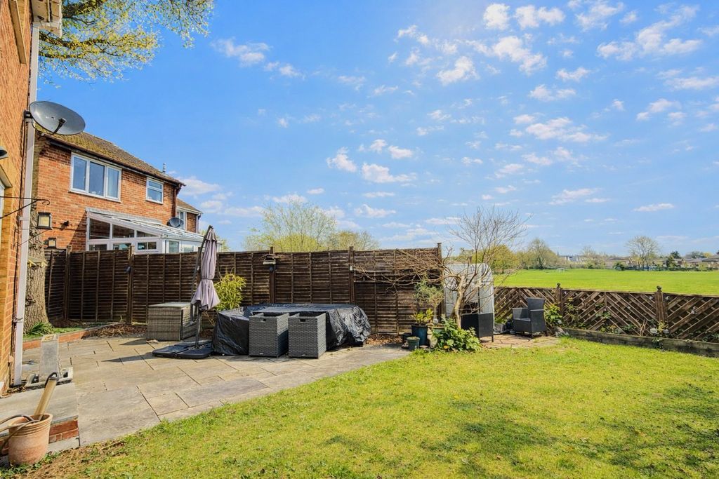 Property photo 2 of 17 Picture No. 02