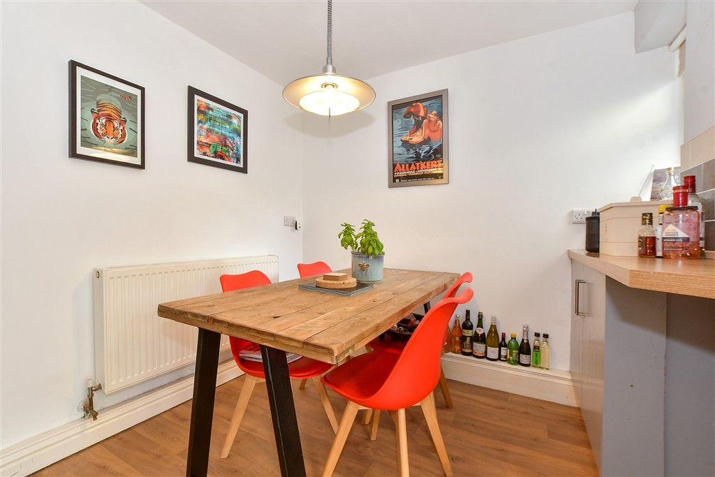 Property photo 1 of 8 Dining Area