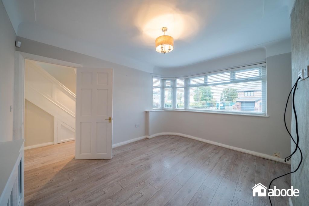 Property photo 2 of 22 Dsc08304-Hdr.Jpg