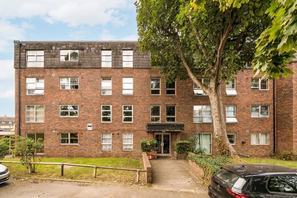 Property photo 1 of 6
