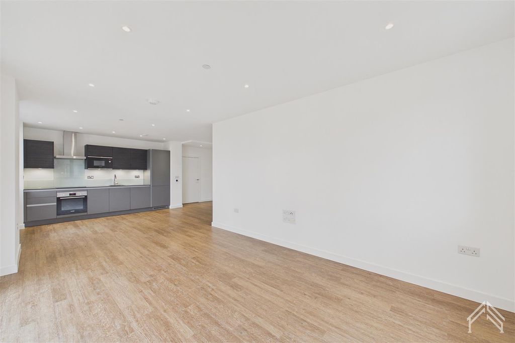 Property photo 1 of 11 1.Jpg