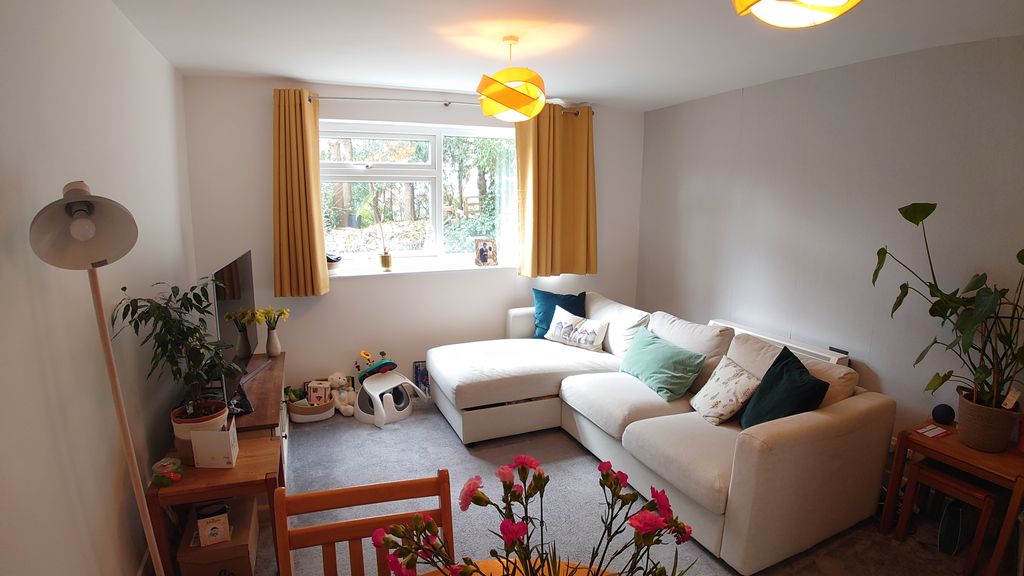 Property photo 3 of 7