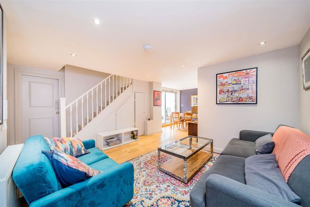 Property photo 2 of 7