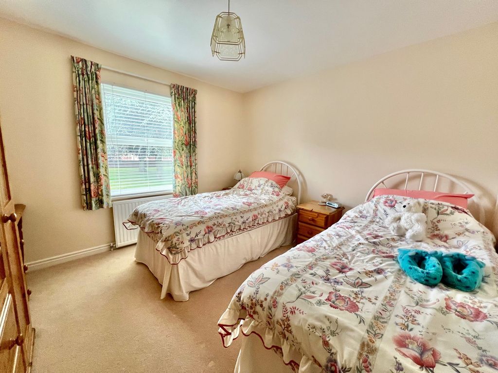 Additional image 7 of 2 bed flat for saleCyprus Road, Exmouth EX8