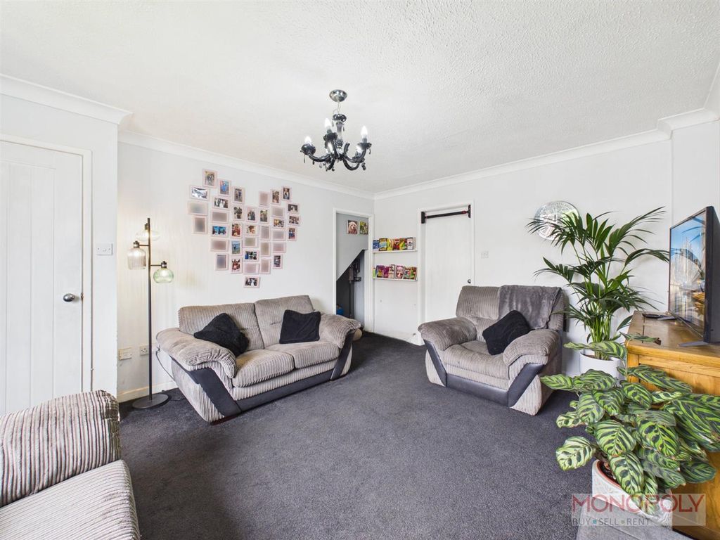 Property photo 2 of 18 Cam04439G0-Pr0279-Still004.Jpg