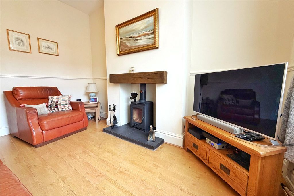 Property photo 3 of 26 Living Room