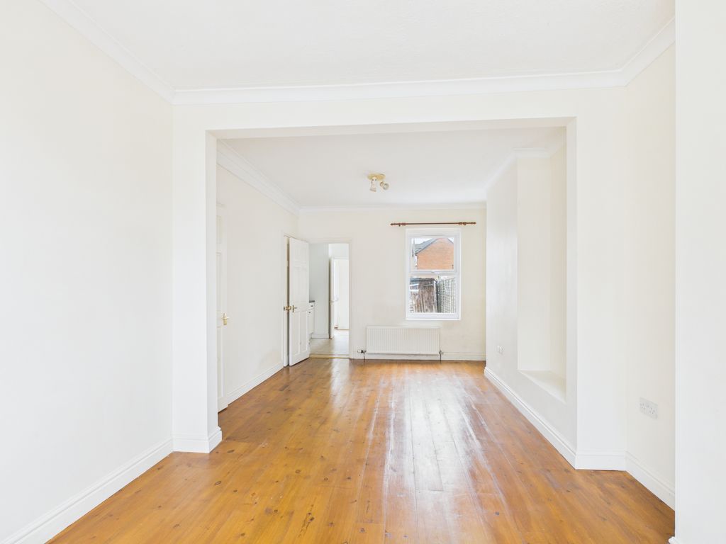 Property photo 3 of 13 Lounge/Diner