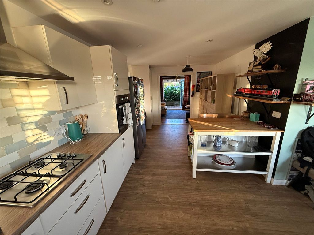 Property photo 3 of 18 Picture No. 41