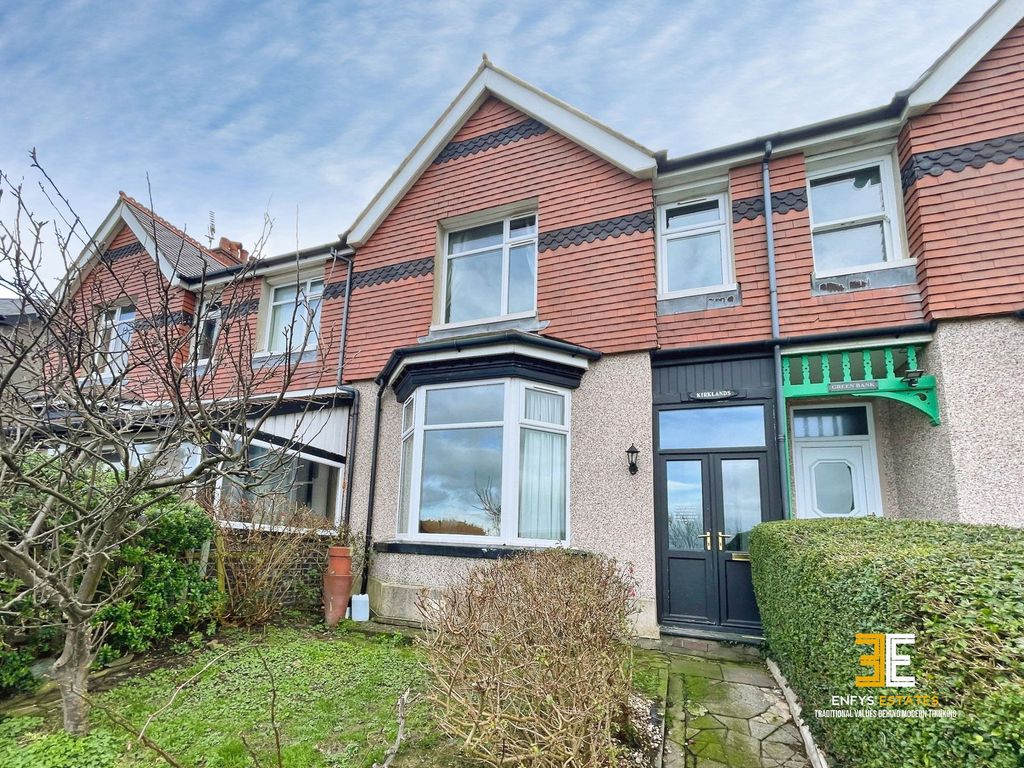 Property photo 1 of 37