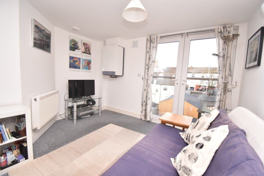 Property photo 3 of 7