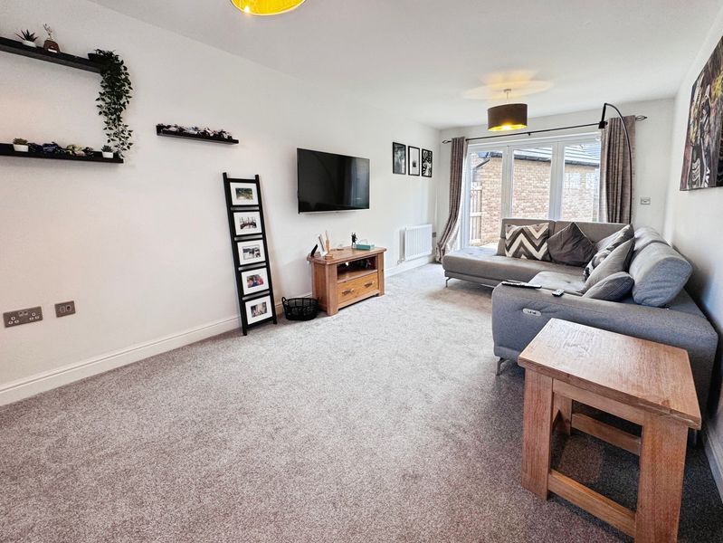 Property photo 3 of 14 Photo 10