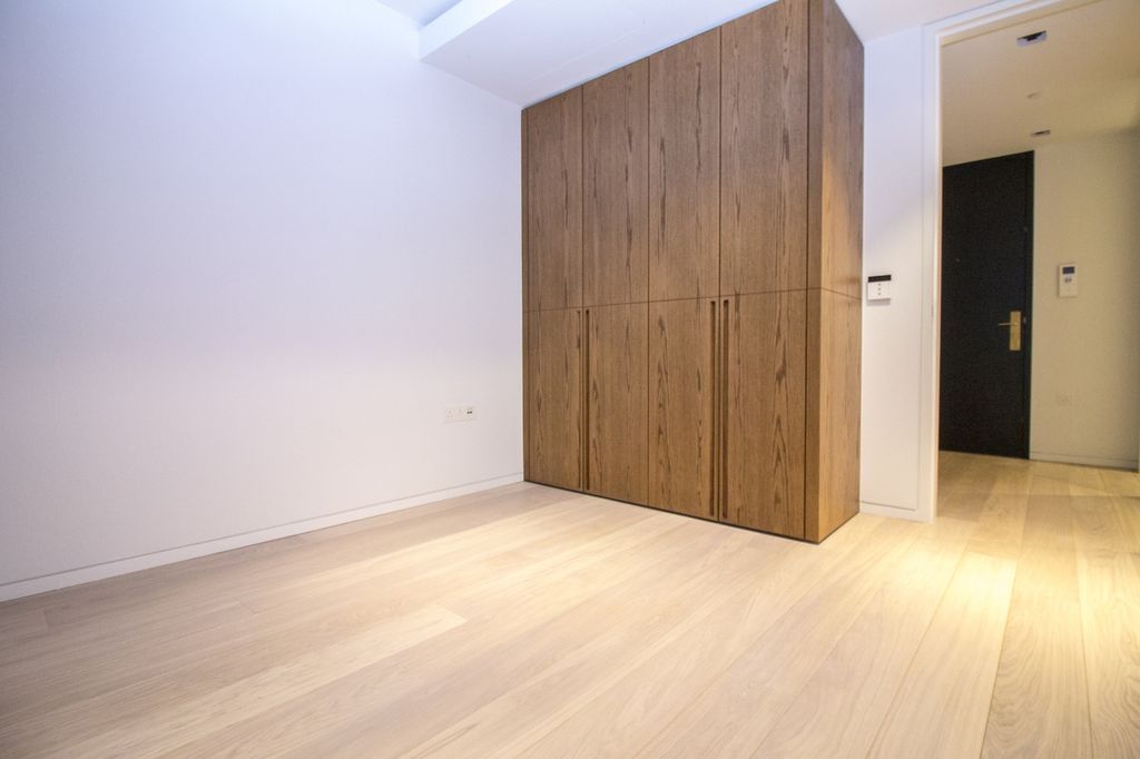 Property photo 3 of 9 Bedroom