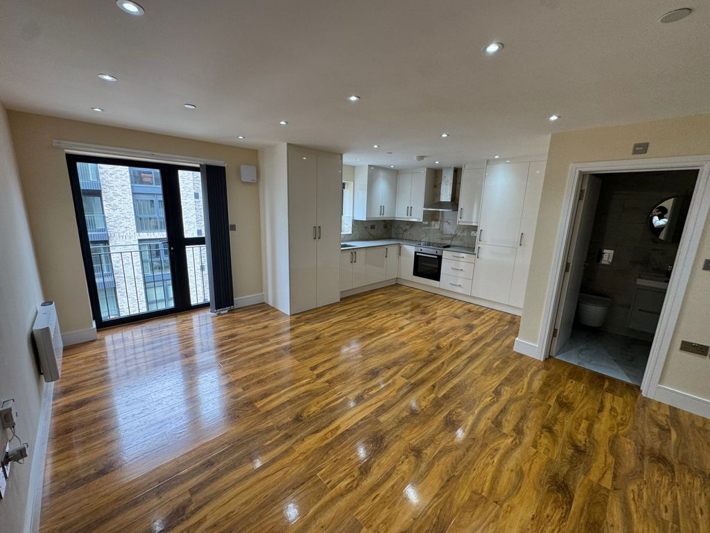 Property photo 2 of 3 Gallery