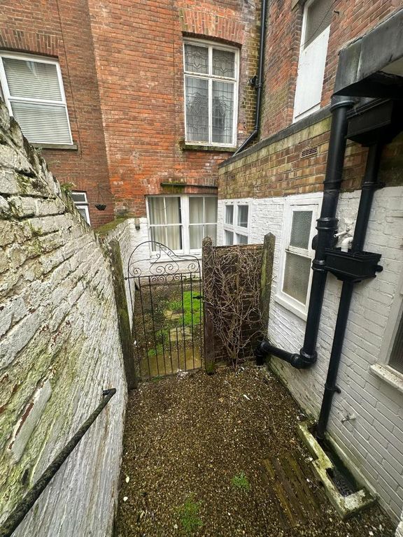 Property photo 3 of 11 Photo 3