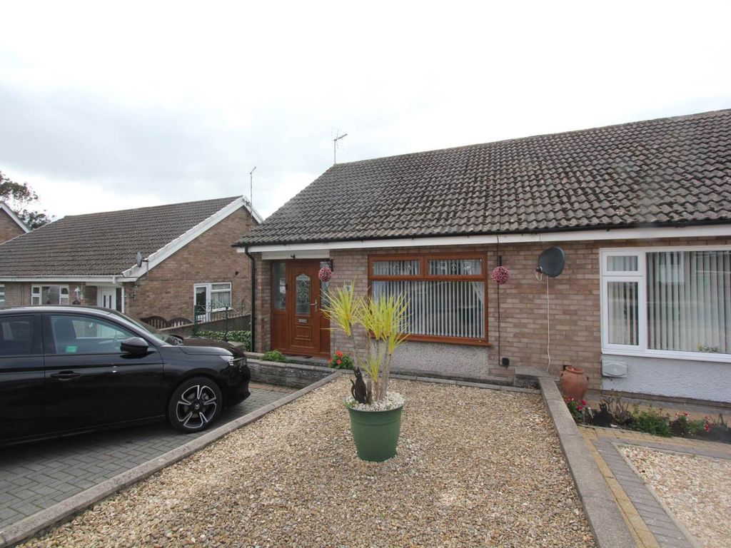 Property photo 1 of 12 Front